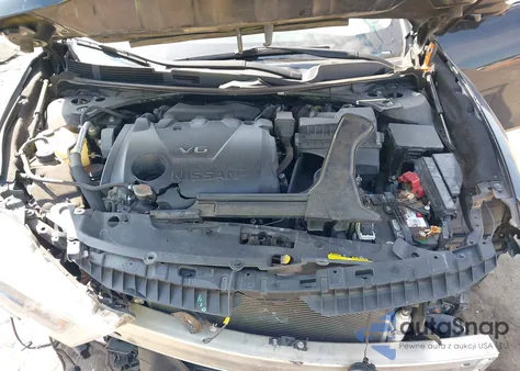 2017 Nissan Maxima 3.5 Platinum из США, поврежденный, VIN 1N4AA6AP3HC389233